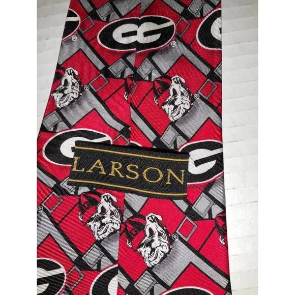 Tie - Picture 3 of 4